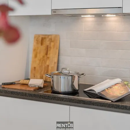 Sea En Rose - Family Near And Centre أوستيند